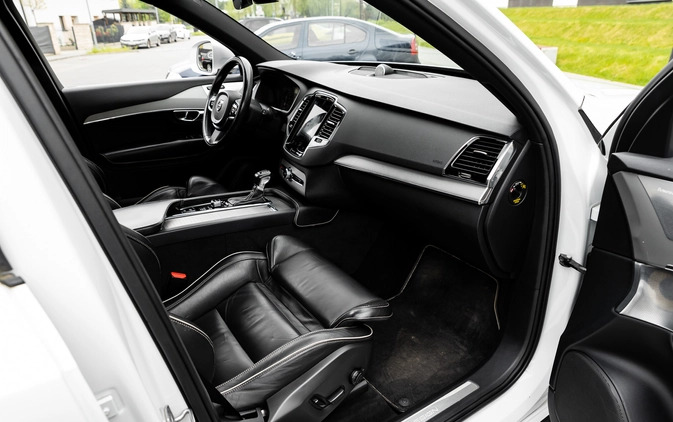 Volvo XC 90 cena 129900 przebieg: 220000, rok produkcji 2015 z Sędziszów małe 781
